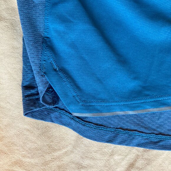 Lululemon Running Shirt Mens Small Blue Reflective - Picture 3 of 6